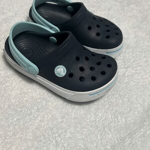 Toddler crocs size 8-9 c